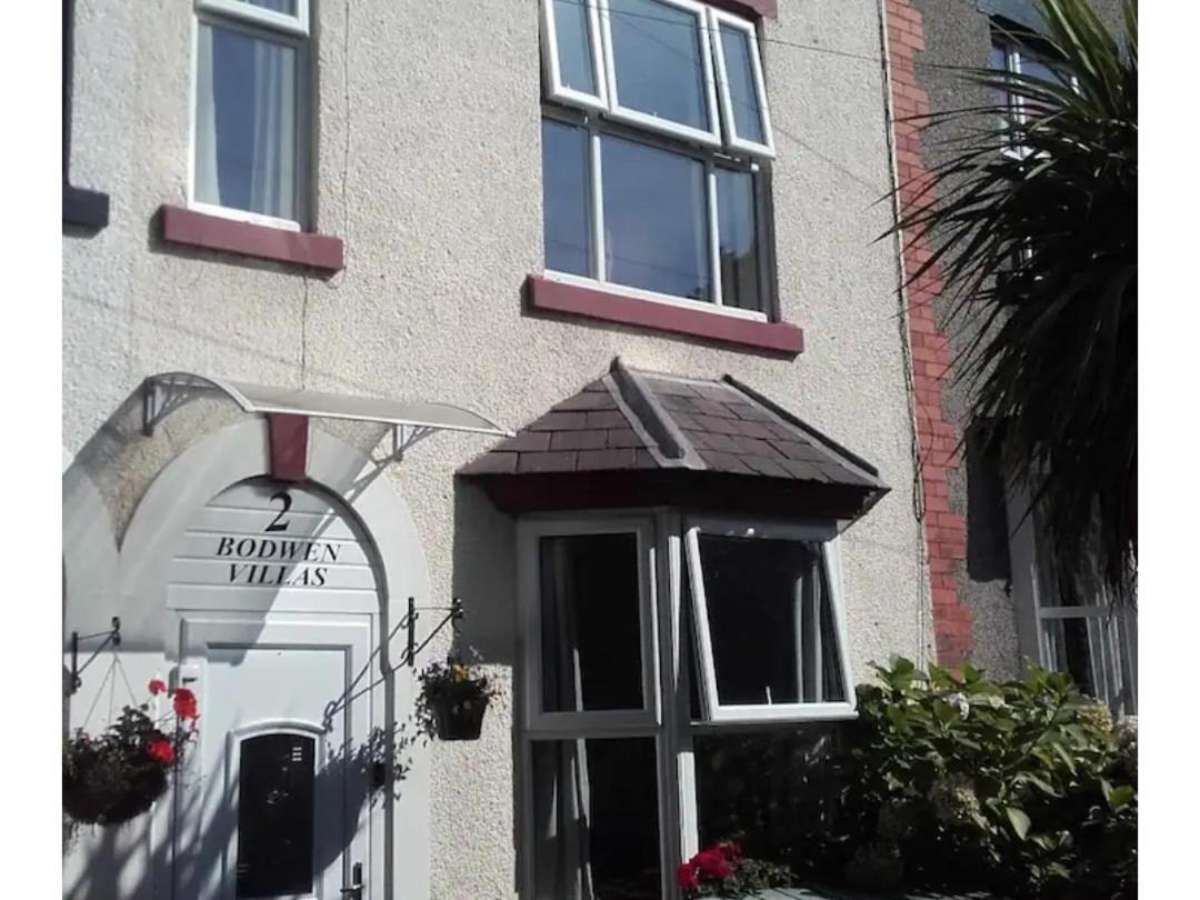 2 Bodwen Villas Llangollen Exterior photo
